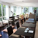 Le Leman Hotel